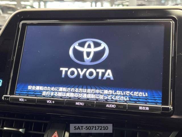 Toyota C-HR 2017-09 294920-2