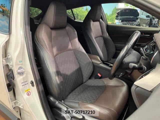 Toyota C-HR 2017-09 294920-11