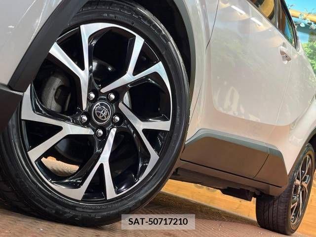 Toyota C-HR 2017-09 294920-15