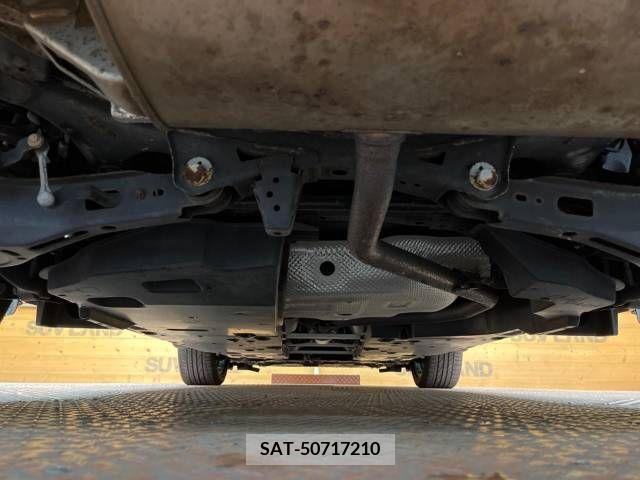 Toyota C-HR 2017-09 294920-19