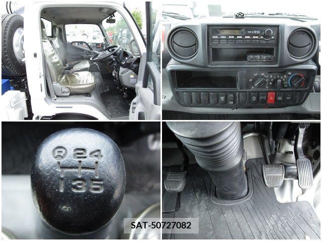 Hino DUTRO 2012-08 371906-8