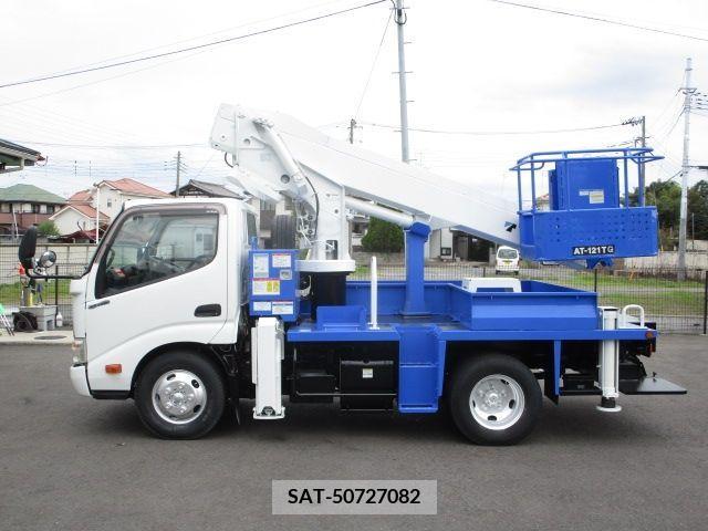 Hino DUTRO 2012-08 371906-3