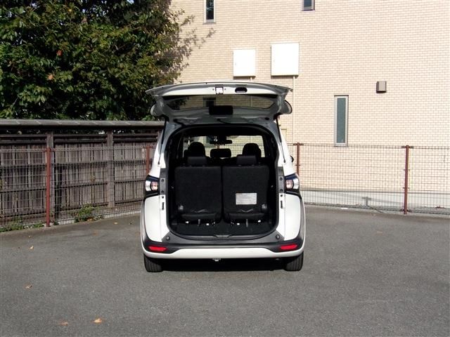 Toyota SIENTA 2021-04 23645-8