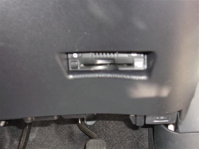 Toyota SIENTA 2021-04 23645-21