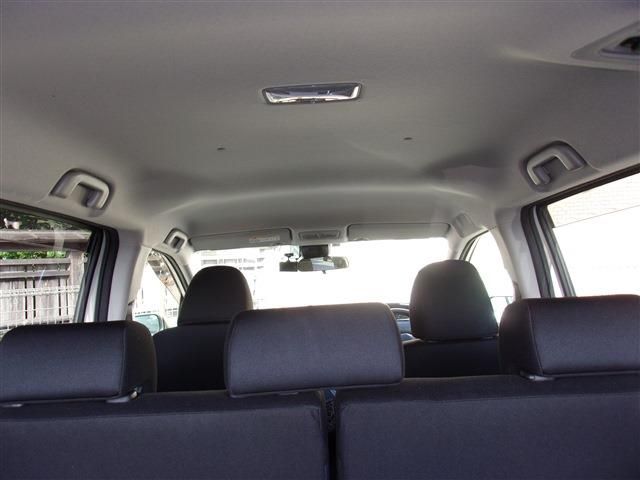 Toyota SIENTA 2021-04 23645-27