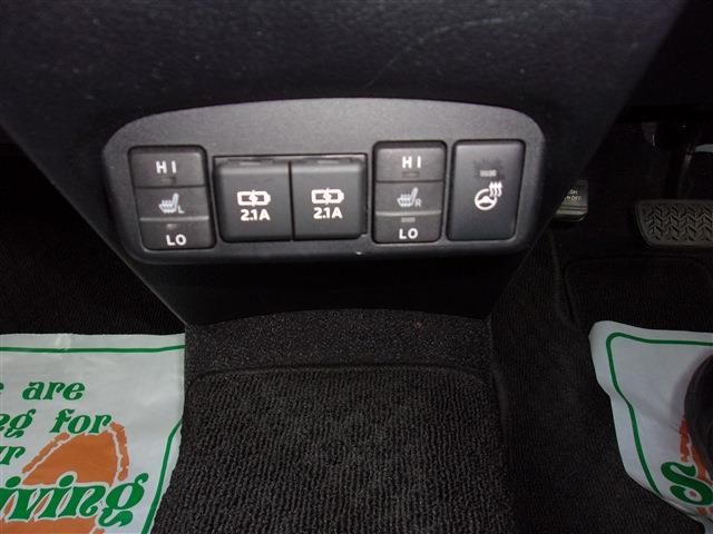 Toyota SIENTA 2021-04 23645-20
