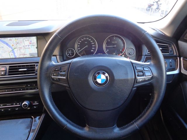 Bmw 5 SERIES 2013-05 186121-14