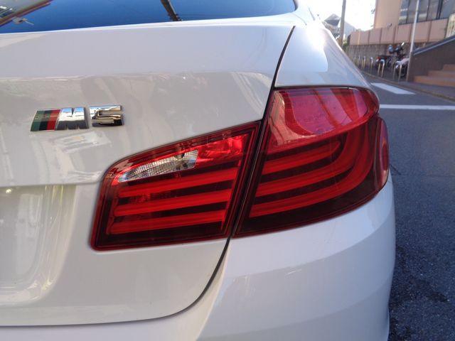Bmw 5 SERIES 2013-05 186121-11