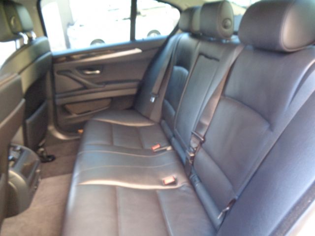 Bmw 5 SERIES 2013-05 186121-23