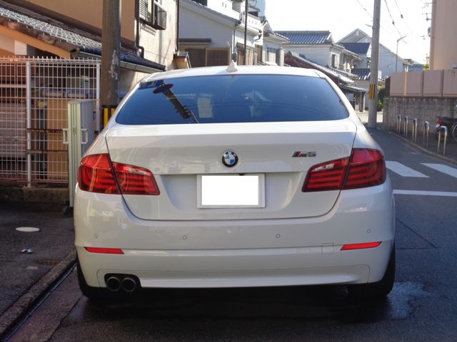 Bmw 5 SERIES 2013-05 186121-1