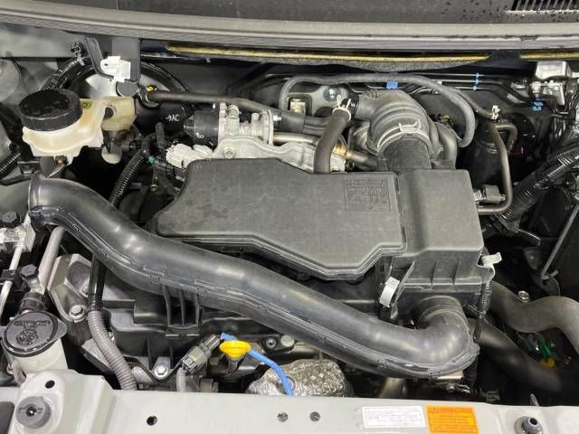 Toyota ROOMY 2023-05 192017-18