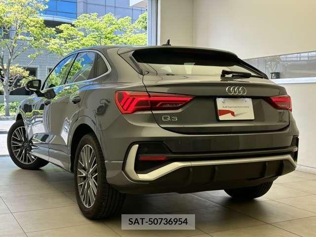 Audi Q3 2022-12 261242-5
