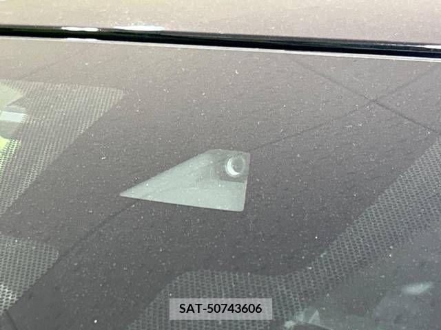 Nissan KICKS 2021-06 225158-2