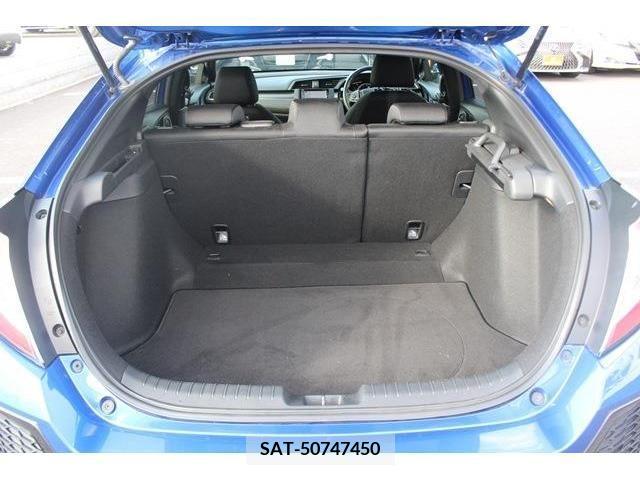 Honda CIVIC 2017-11 221553-16