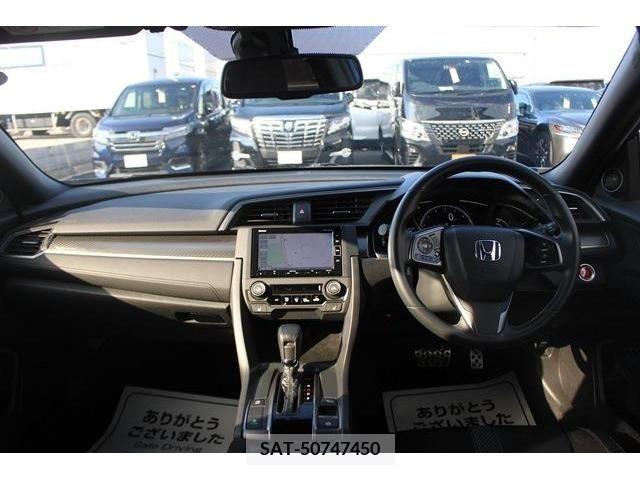 Honda CIVIC 2017-11 221553-12