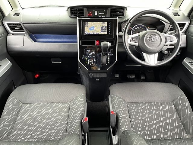 Toyota ROOMY 2018-10 9675-1