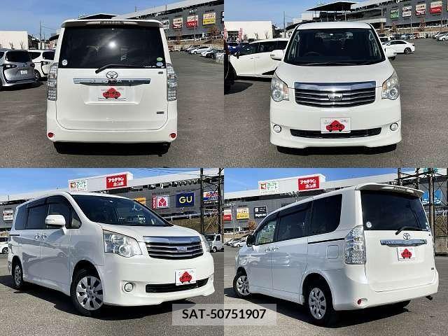 Toyota NOAH 2012-05 216451-8