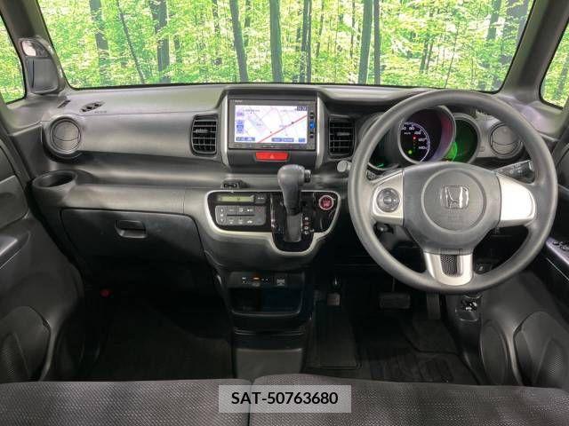 Honda N BOX 2017-04 306698-1