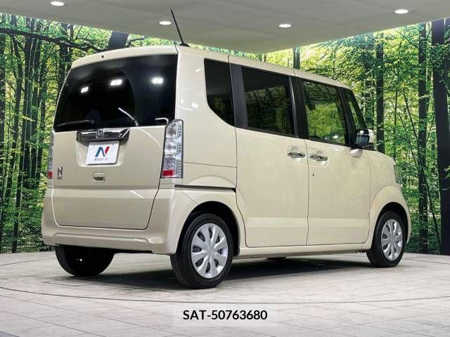Honda N BOX 2017-04 306698-17