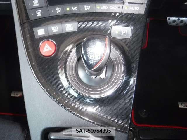 Toyota PRIUS 2013-02 371746-19
