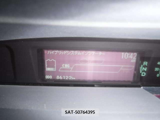 Toyota PRIUS 2013-02 371746-11