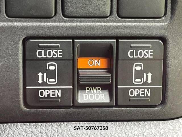 Toyota ESQUIRE 2015-04 217045-4