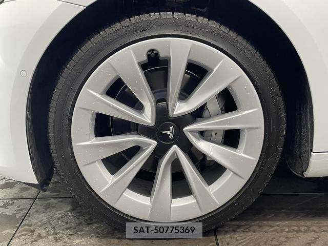 Tesla MODEL 3 2021-05 228666-10