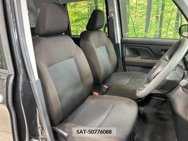 Toyota ROOMY 2021-11 330156-8