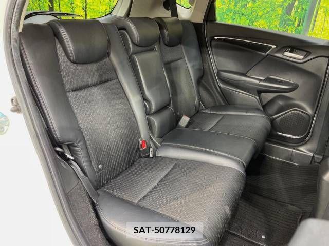 Honda FIT HYBRID 2014-04 304055-9