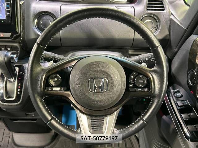 Honda N BOX CUSTOM 2018-10 213416-10