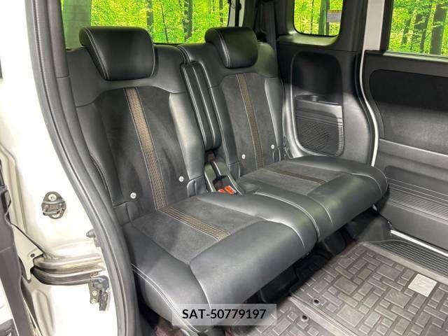 Honda N BOX CUSTOM 2018-10 213416-8