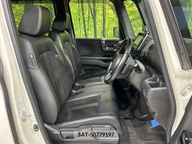Honda N BOX CUSTOM 2018-10 213416-7