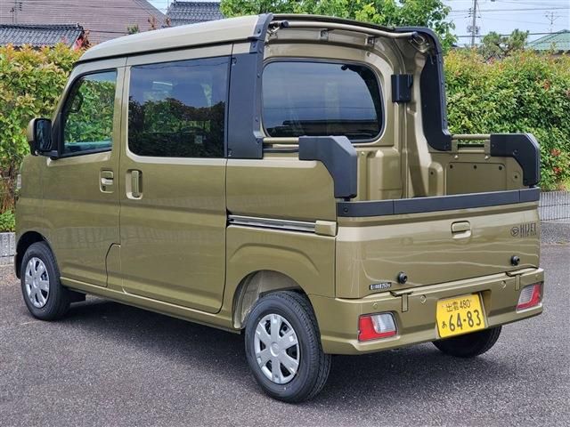 Daihatsu HIJET VAN 2023-05 4386-4
