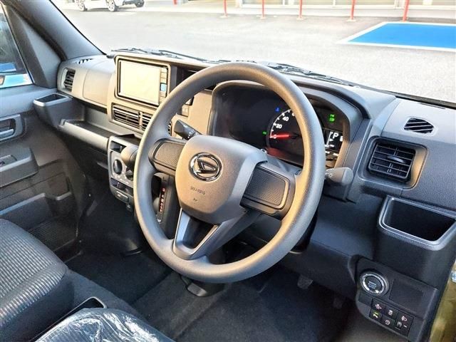 Daihatsu HIJET VAN 2023-05 4386-9