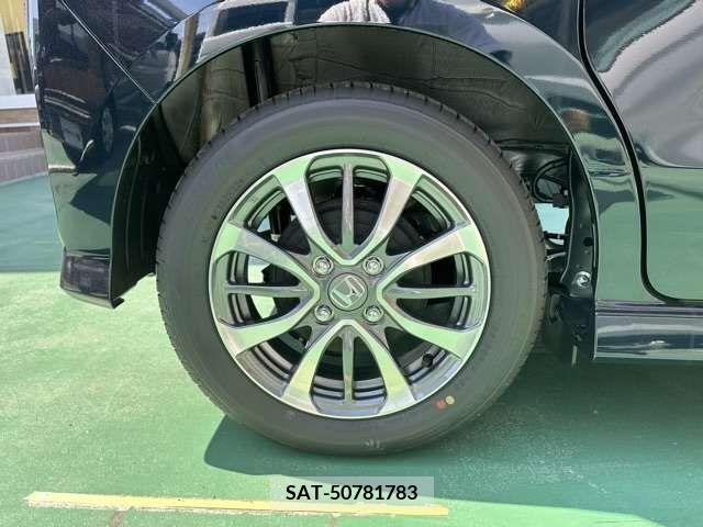 Honda N BOX CUSTOM 2023-09 279017-12