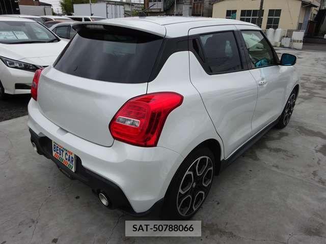 Suzuki SWIFT 2023-03 286641-7