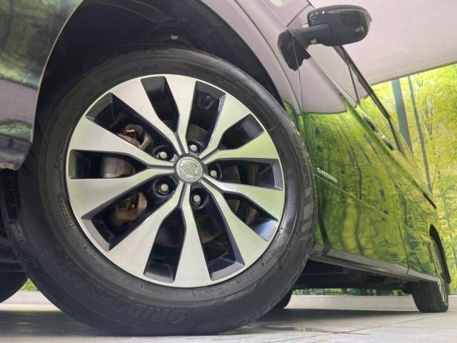 Nissan SERENA 2018-10 14933-13