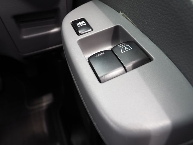 Nissan VANETTE VAN 2017-05 4928-8