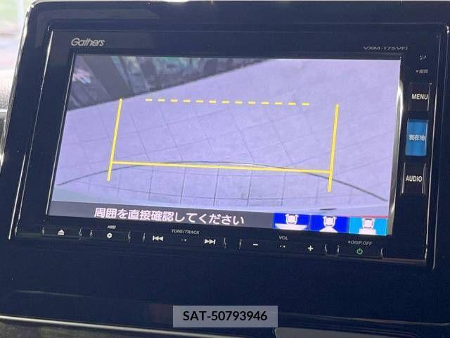 Honda N BOX CUSTOM 2017-10 382527-6