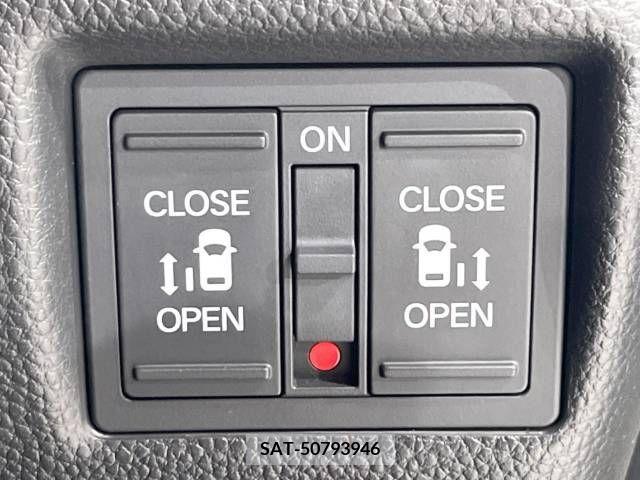 Honda N BOX CUSTOM 2017-10 382527-2