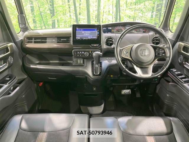 Honda N BOX CUSTOM 2017-10 382527-1
