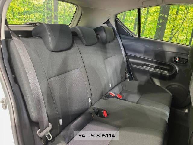 Toyota AQUA 2019-01 389351-9