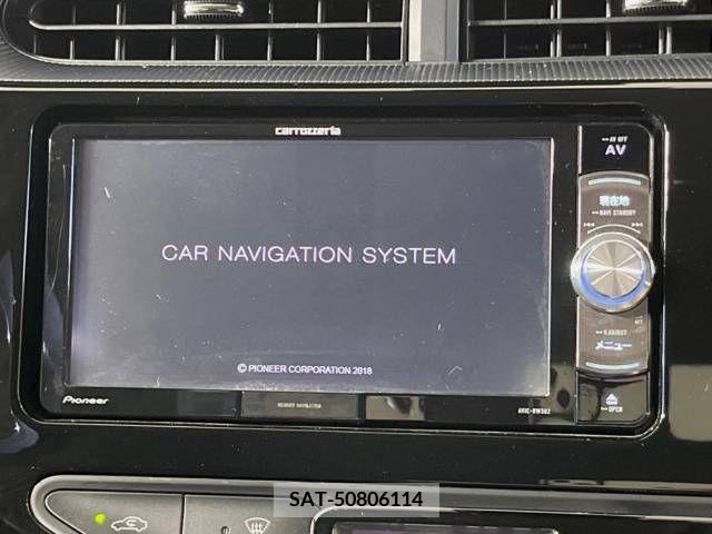 Toyota AQUA 2019-01 389351-3