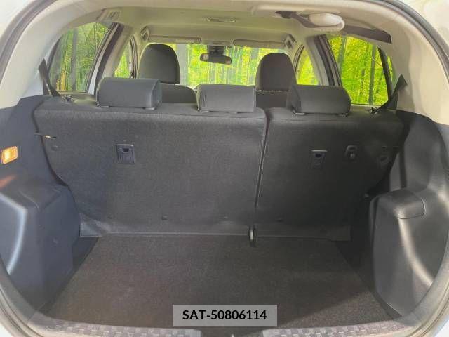Toyota AQUA 2019-01 389351-10