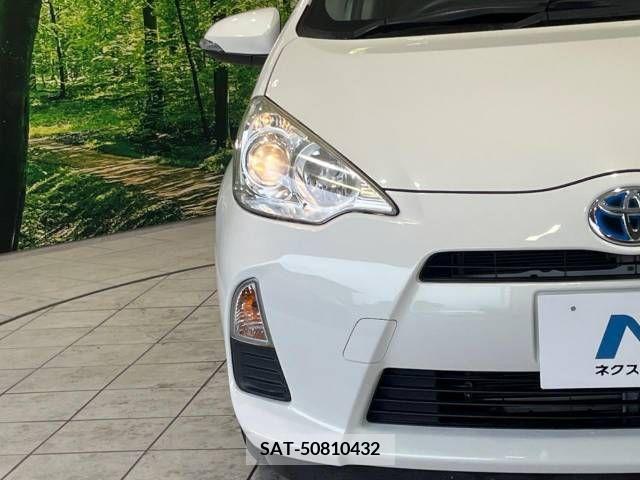 Toyota AQUA 2012-03 377427-12