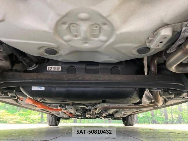 Toyota AQUA 2012-03 377427-19