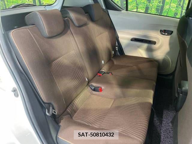Toyota AQUA 2012-03 377427-10