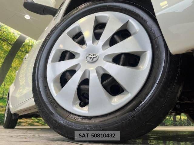 Toyota AQUA 2012-03 377427-13