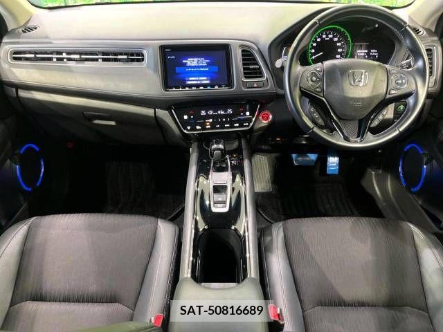 Honda VEZEL 2018-02 339209-1