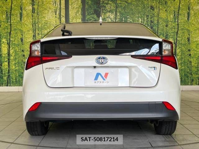 Toyota PRIUS 2019-02 366422-15